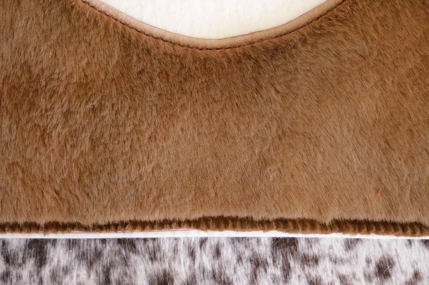 REDUCED DUE TO ORIGINAL STYLE WITHER LEATHER DESIGN - Kangaroo hide wool felt saddle pad - ready made and ready to post!