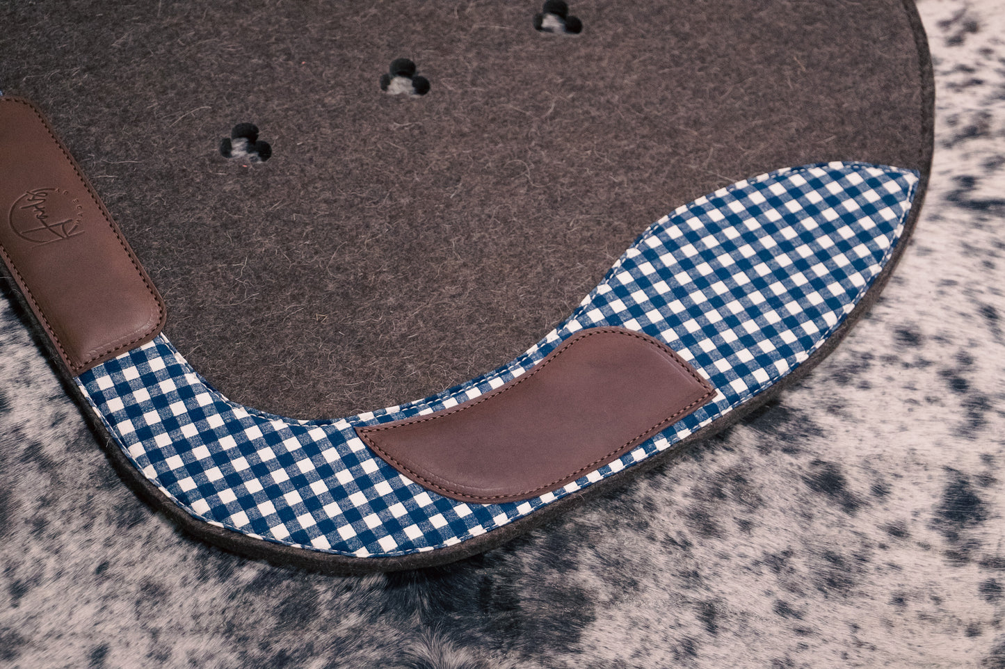 WOOL FELT 'SHAPED FENDER' PAD : 13mm : STRAIGHT SPINE WITH CLOVER CUTOUTS - choice of felt and fabrics