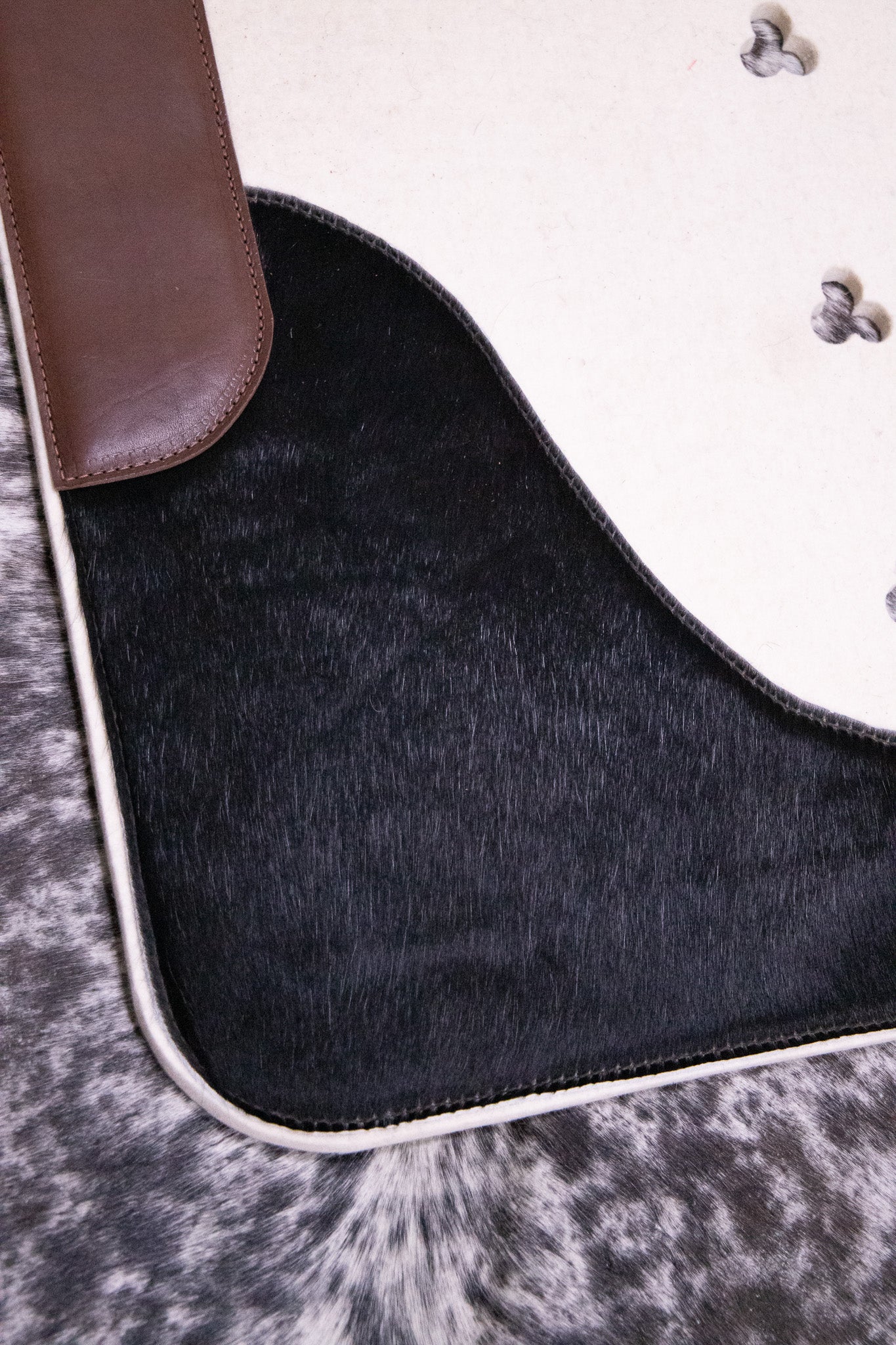 Hair on hide contoured spine, shaped fender pad - 13mm or 18mm felt - choice of hides and felt colour