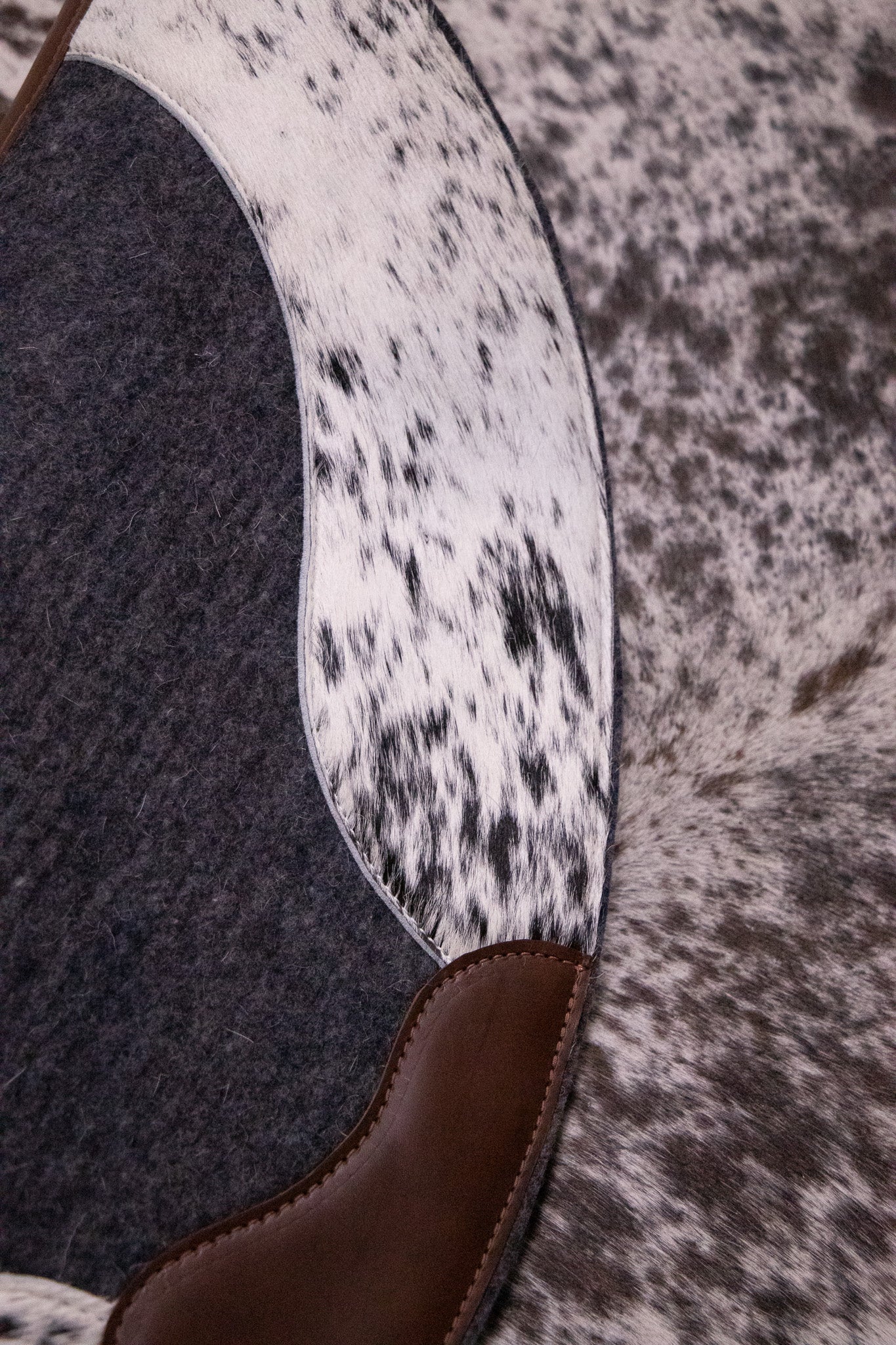 Hair on hide contoured spine, shaped fender pad - 13mm or 18mm felt - choice of hides and felt colour