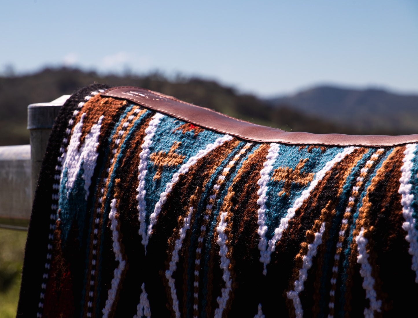 Handwoven blanket felt lined saddle pads, small wears - 18/19mm AND close contact 11/12mm
