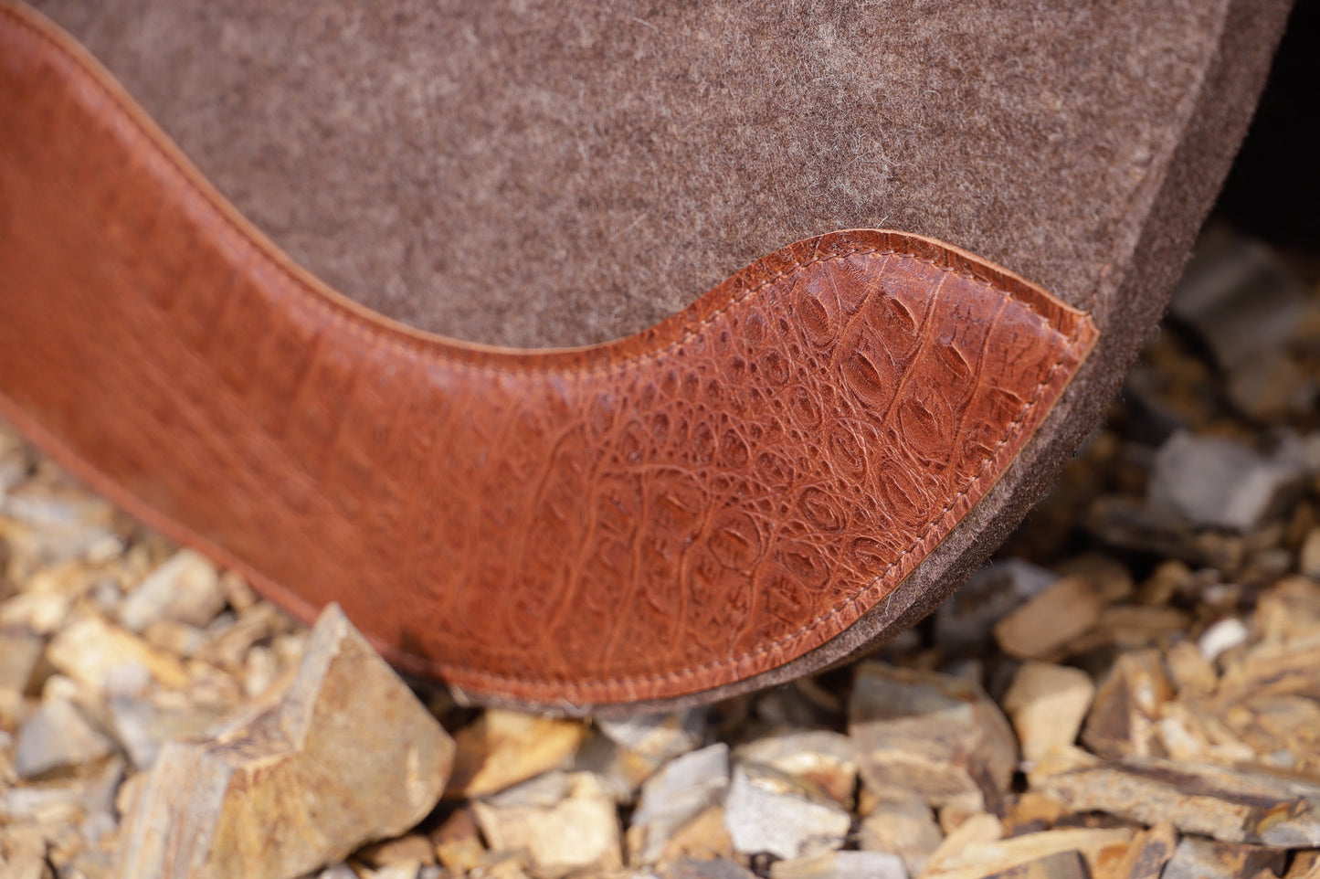 READY MADE - Contour spine, fender shape croc print!