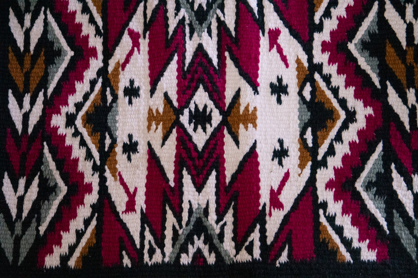 Handwoven blanket felt lined saddle pads, small wears - 18/19mm AND close contact 11/12mm