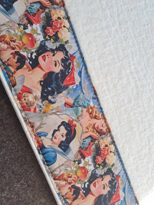 REDUCED DUE TO ORIGINAL WITHER LEATHER SHAPE - Ready made - Vintage print