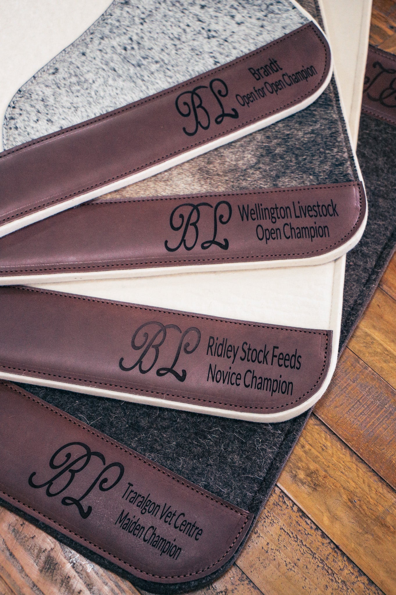 Hair on hide 28 x 28 clover spine