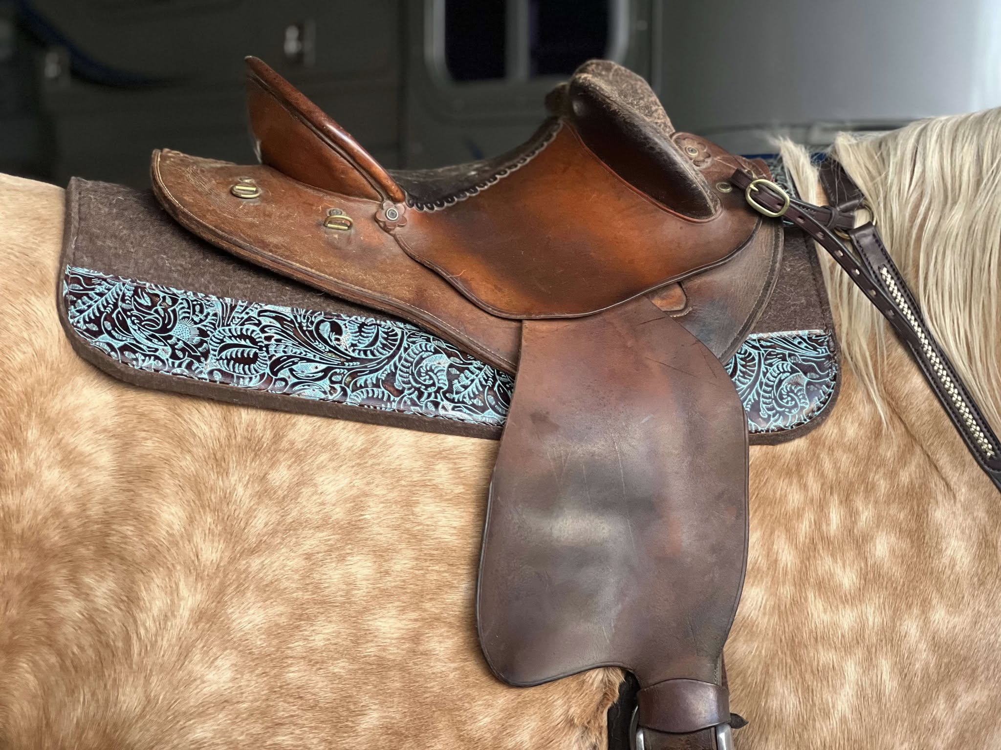 Western Floral wool felt pad - 3 colours