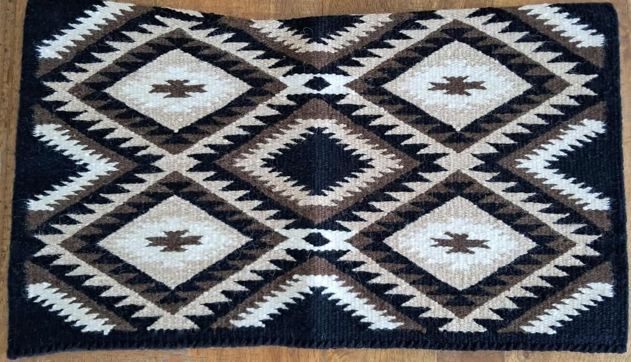 NZ WOOL CONTOURED SHOW TOPPERS