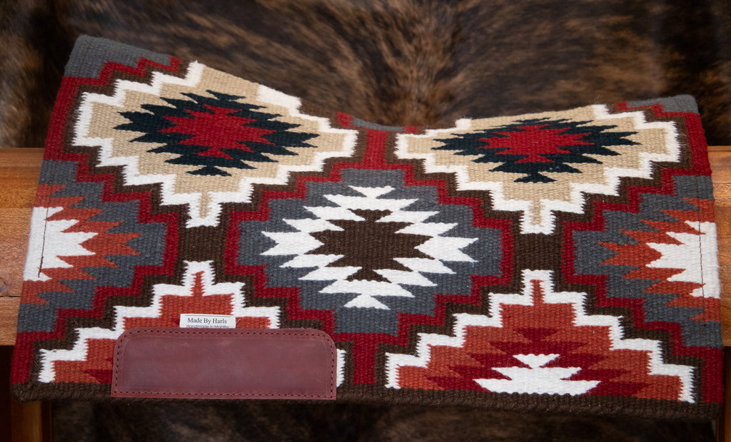Minimalist blanket pad - MERLOT with red pull-up leather wears