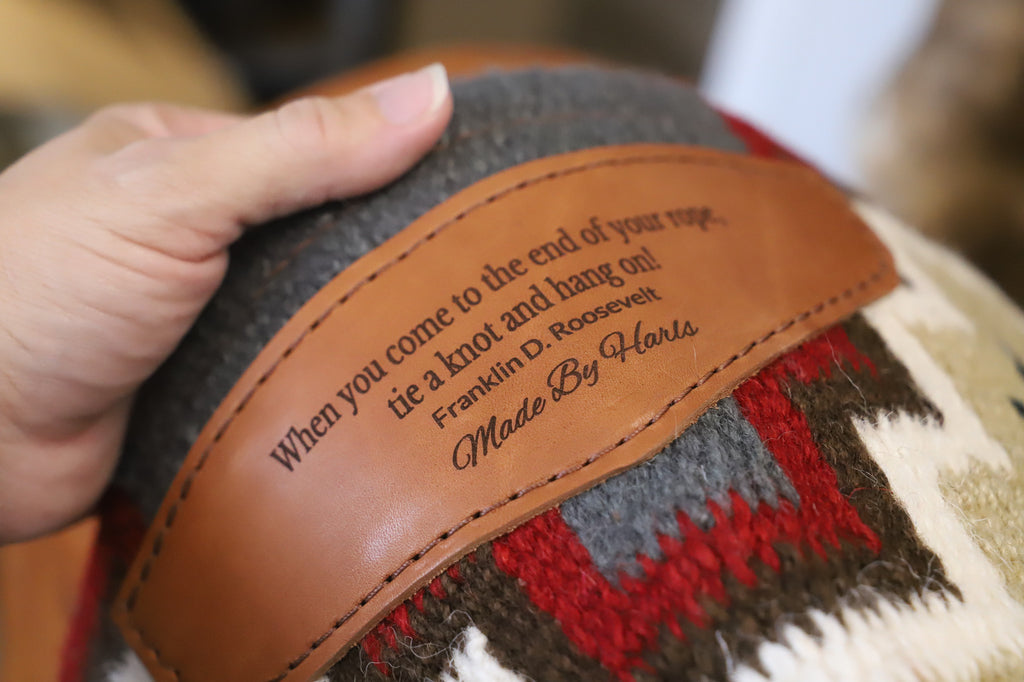 Minimalist blanket pad - MERLOT "When you come to the end of your rope..."
