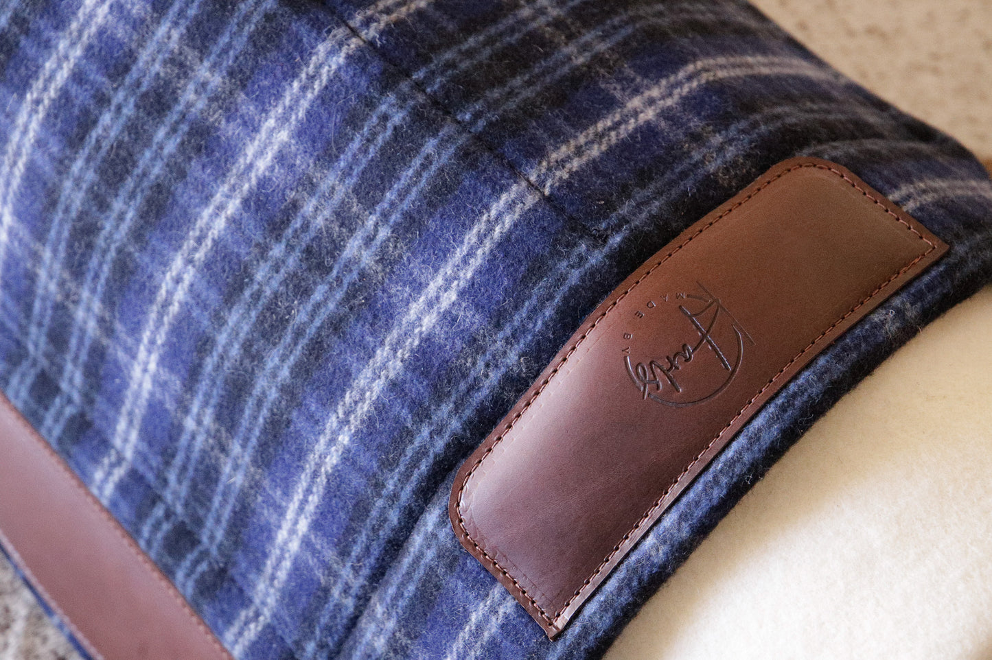 Ready made - close contact kersey - Blue tartan check