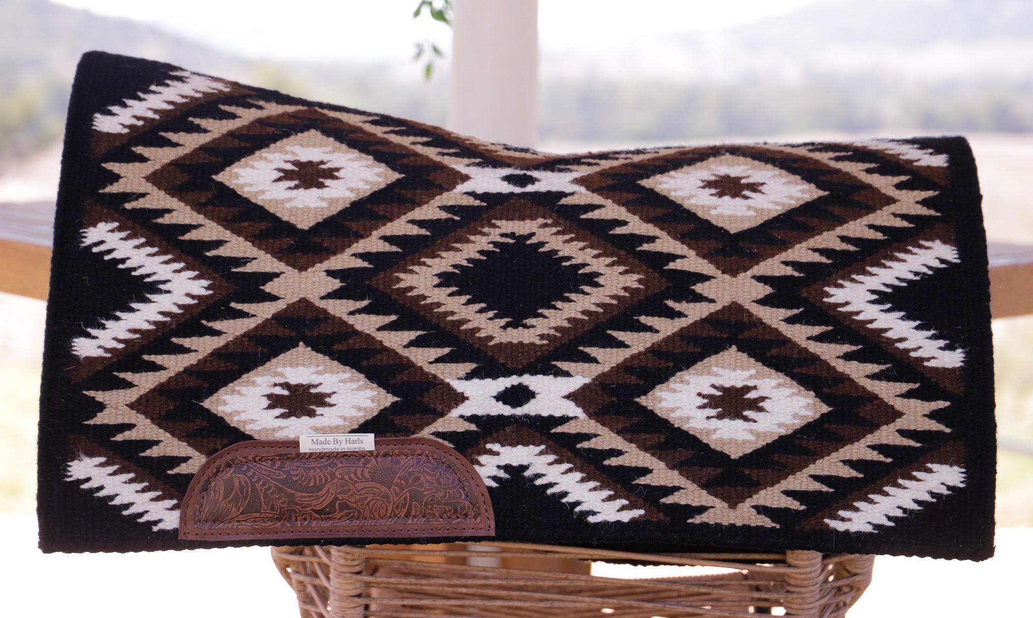 The Minimalist - NZ wool blanket pad - Fresh coffee!