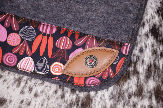 Ready made stock -Grey marle wool felt with red/pink jellfish fabric and concho