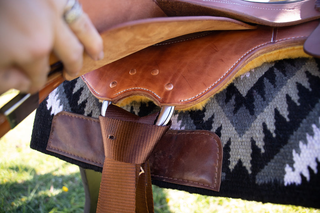 Fender saddle deposit