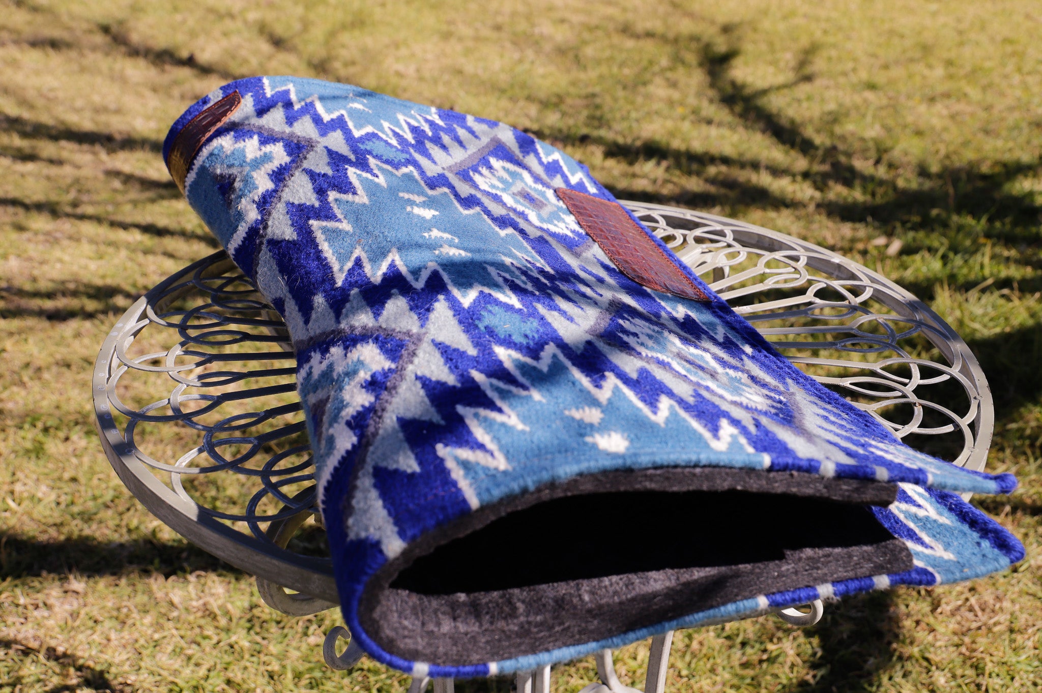 Minimalist blanket pads - Blues