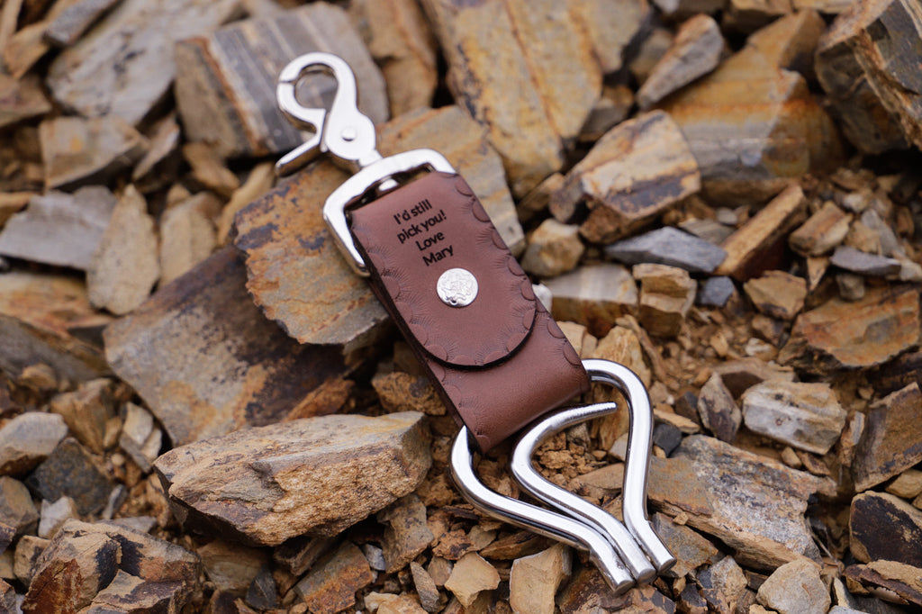 Saddle dee hoof pick