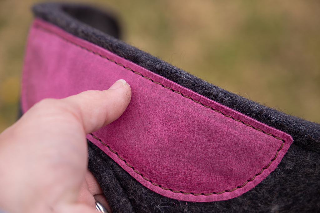 Cut out pad - Pink crazyhorse & hide