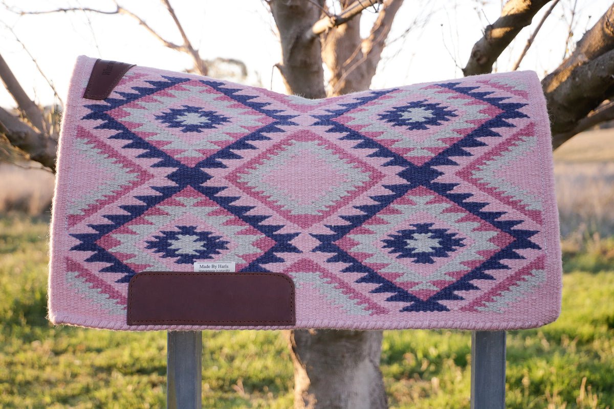 Minimalist in Pink, dusty purple & stone