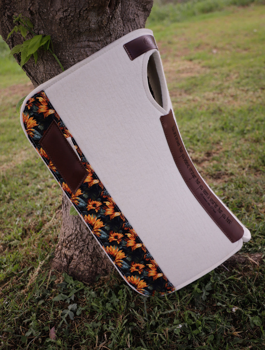 13mm cream wool felt kids pad - 24 inch spine