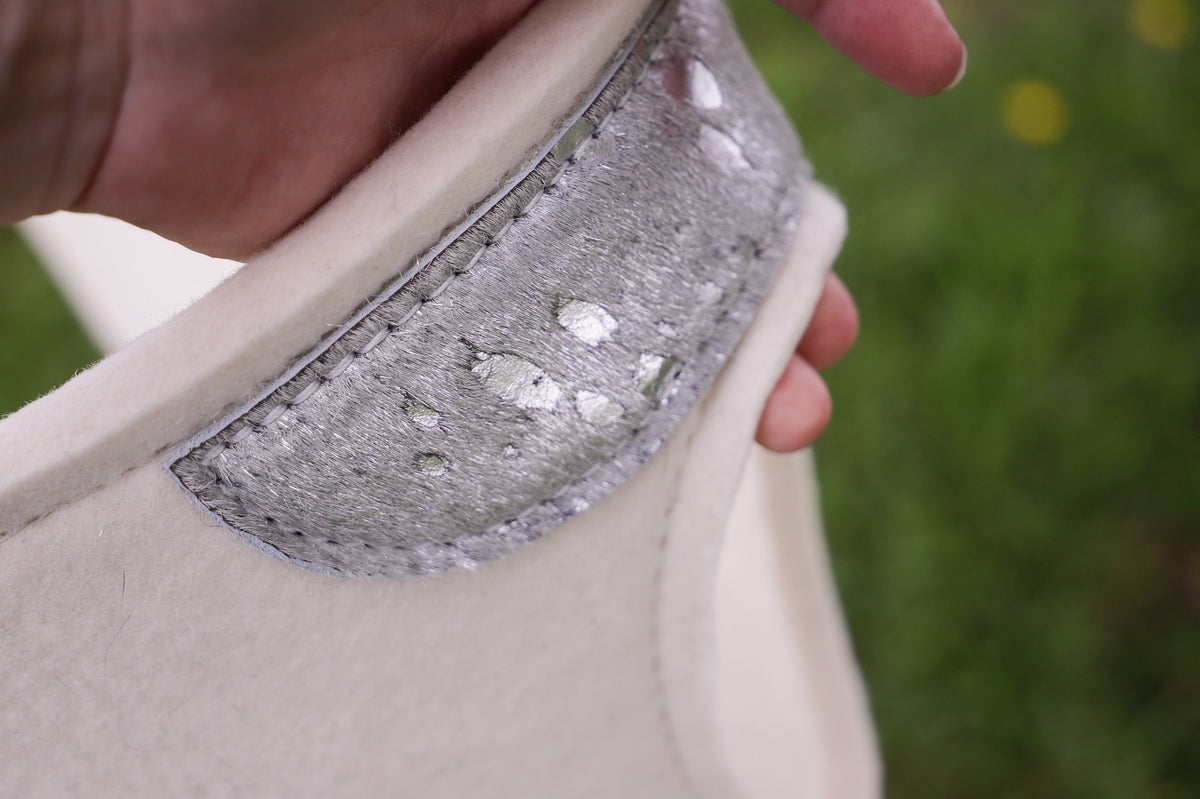 Silver metallic - 28 inch spine, 12.7/13mm wool felt