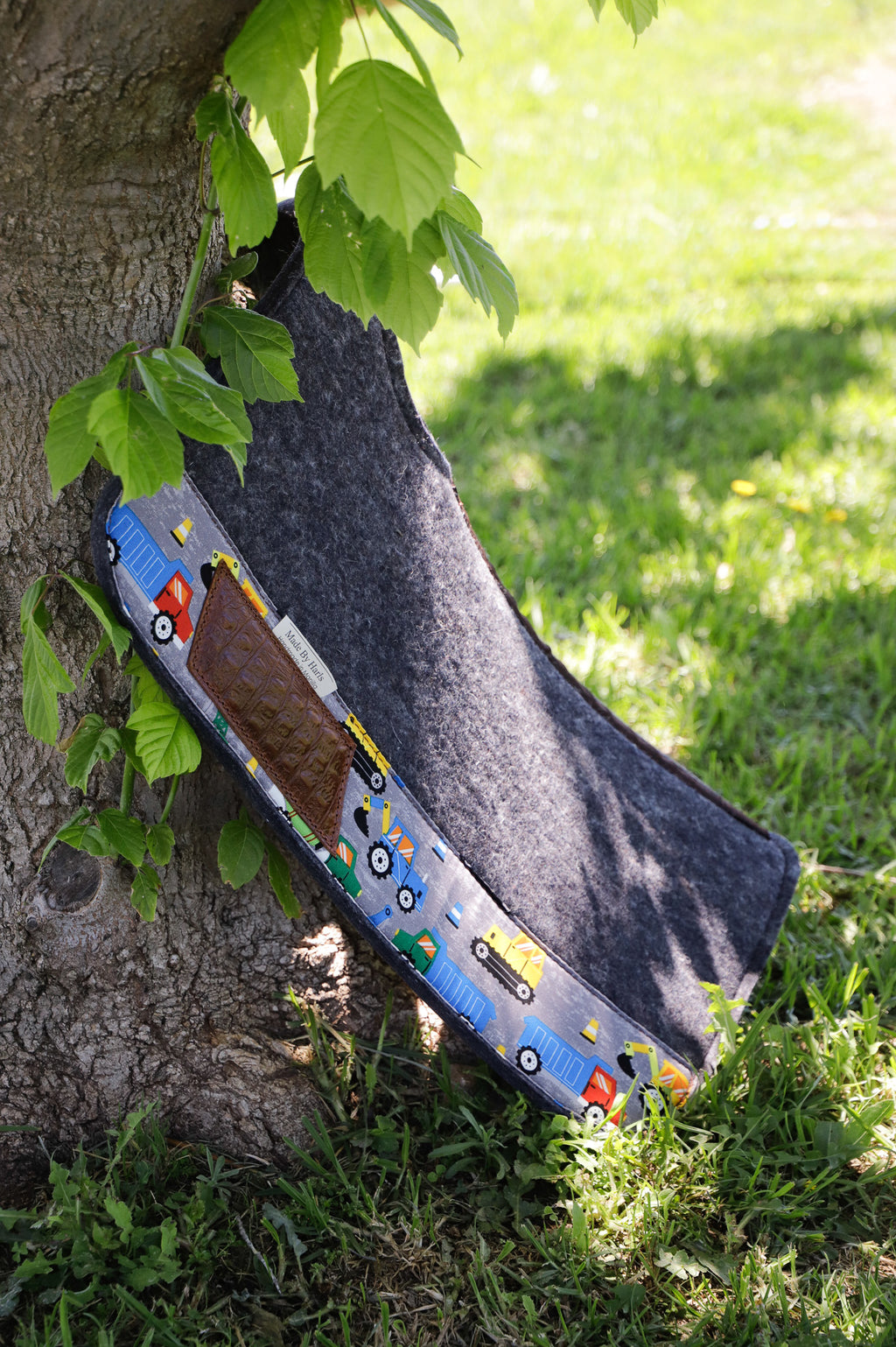 'Construction' kids pad - 24 inch contoured spine - 12.7/13mm