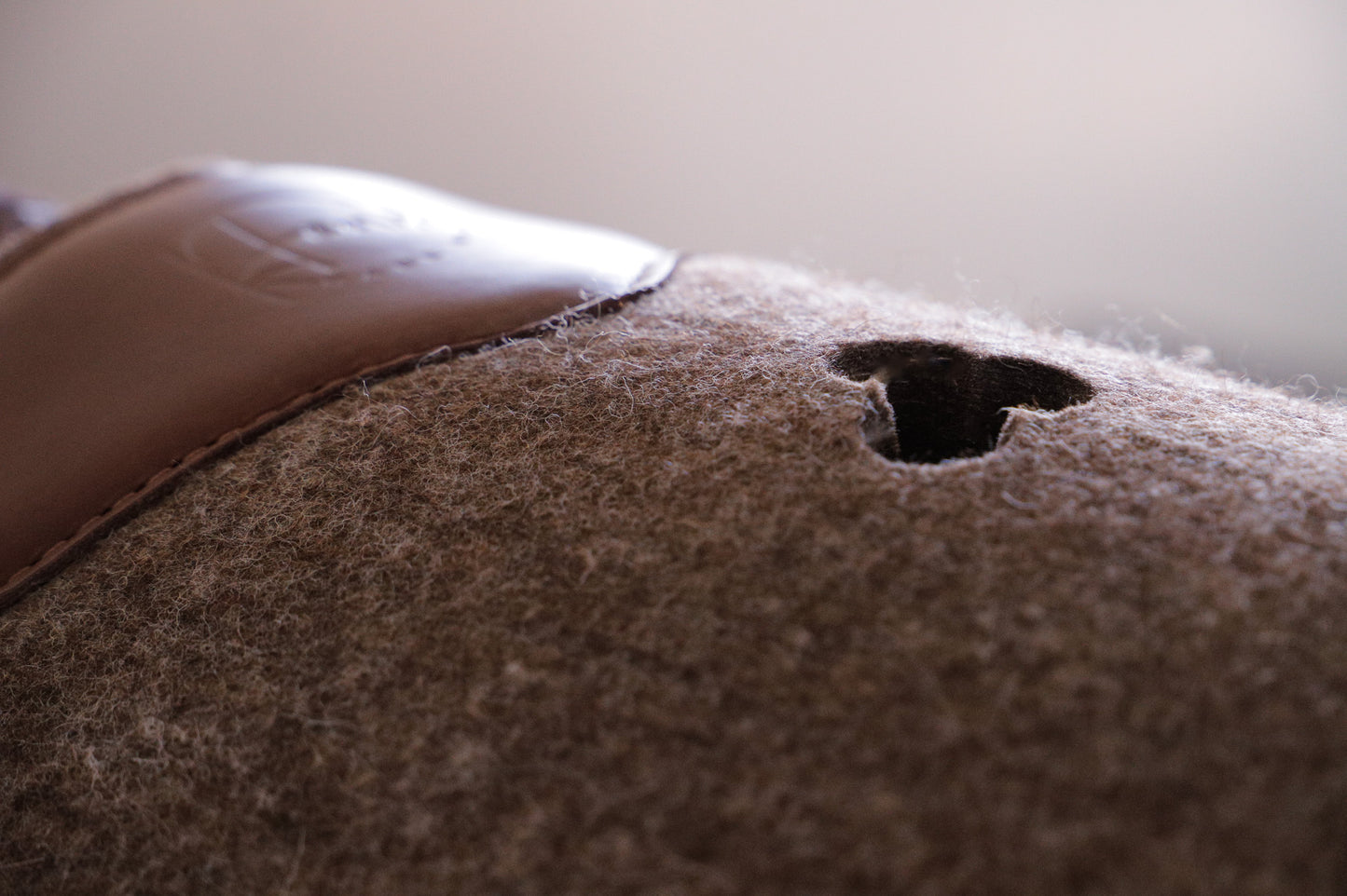 READY MADE - 17/18mm choc marle wool felt