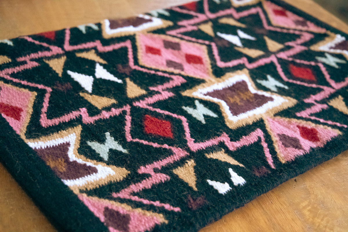Handwoven NZ wool blanket felt lined pad – Made By Harls