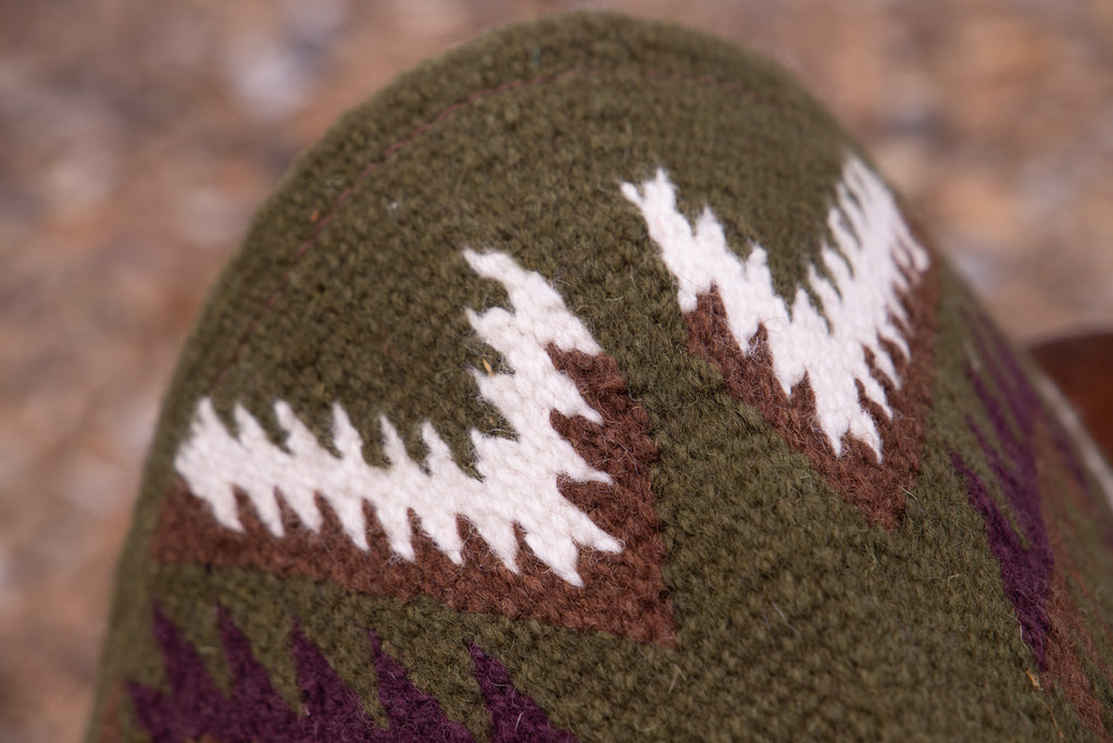 The Minimalist Handwoven NZ wool, felt lined blanket pad