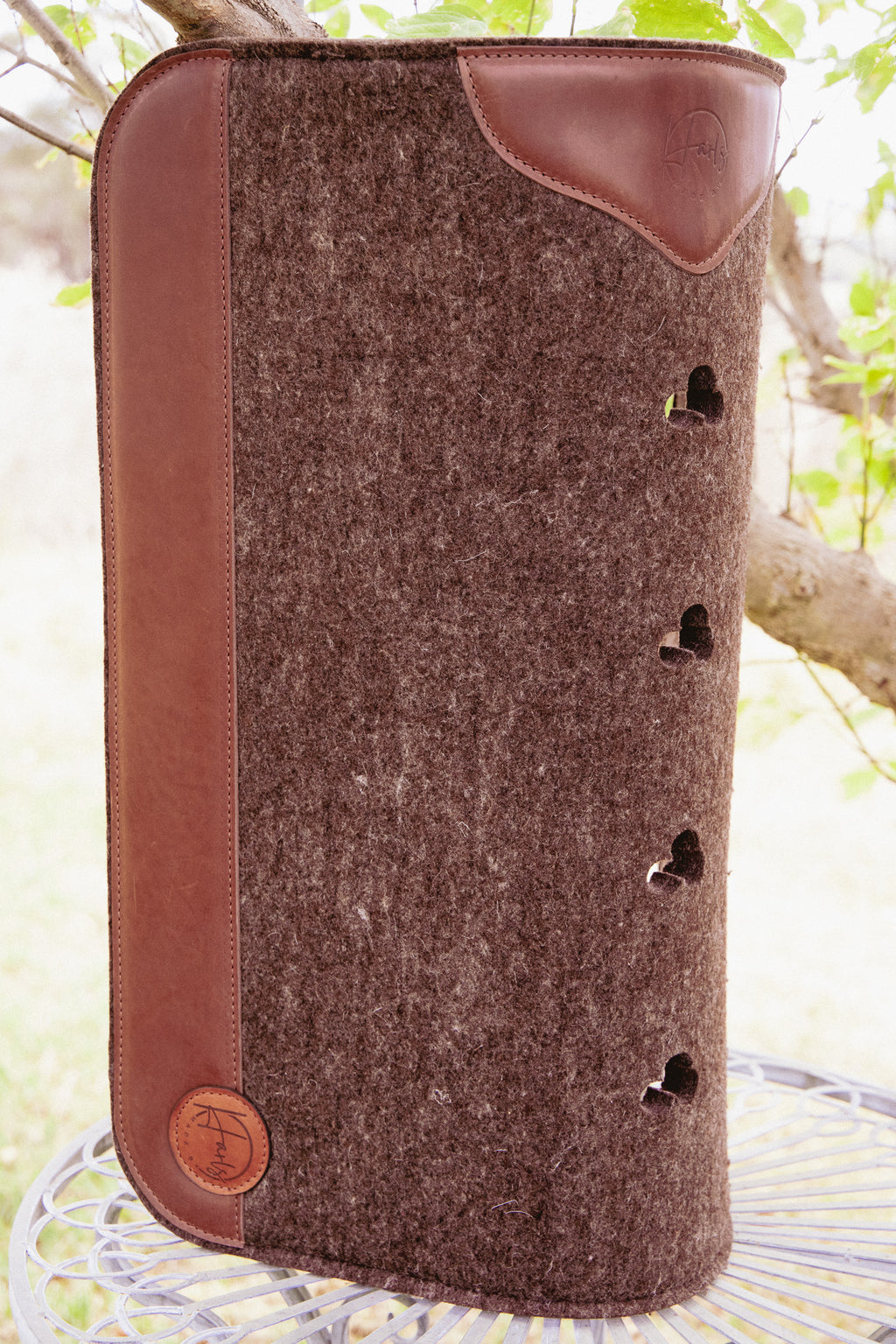 READY MADE 18mm choc marle wool felt pad